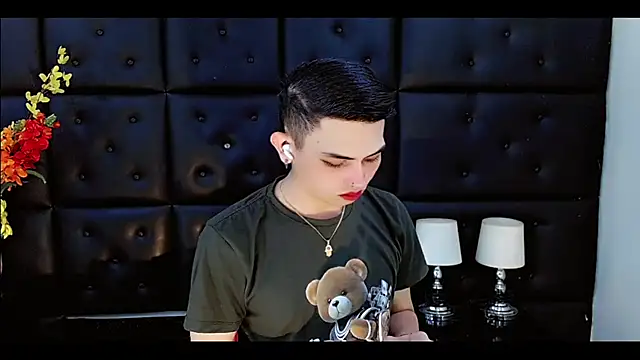 Snapshot of Daniela_Pink_ chatting on 03-23-26, 07:07 Daniela Pink online show from 03-23-26, 07:07