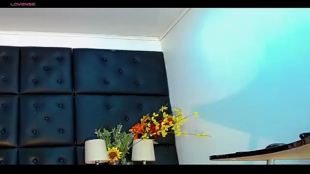 Daniela Pink  online show from 06-21-26, 08:11