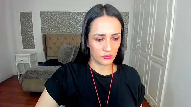 KimWessel  online show from 10-06-25, 08:06