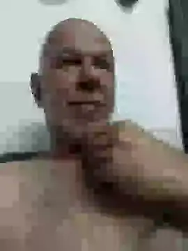 FabiQuilmes online show from 01-24-25, 06:46