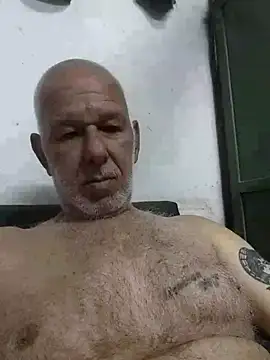 FabiQuilmes online show from 03-01-25, 07:04