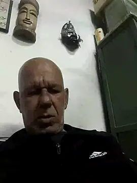 FabiQuilmes online show from 09-21-25, 07:37