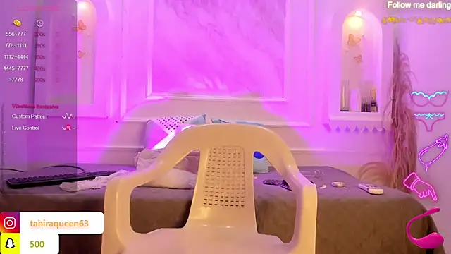 Snapshot of Tahira_21_ chatting on 01-25-25, 01:54 Tahira 21 online show from 01-25-25, 01:54