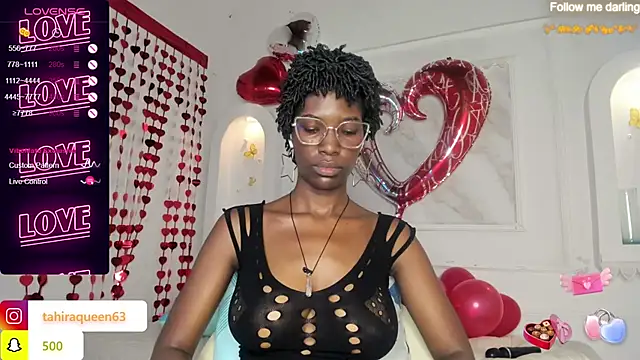 Snapshot of Tahira_21_ chatting on 02-12-25, 09:43 Tahira 21 online show from 02-12-25, 09:43