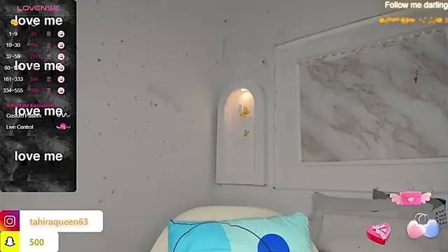 Snapshot of Tahira_21_ chatting on 02-22-25, 10:20 Tahira 21 online show from 02-22-25, 10:20