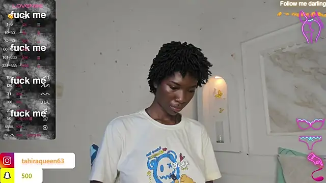 Snapshot of Tahira_21_ chatting on 03-10-25, 07:40 Tahira 21 online show from 03-10-25, 07:40