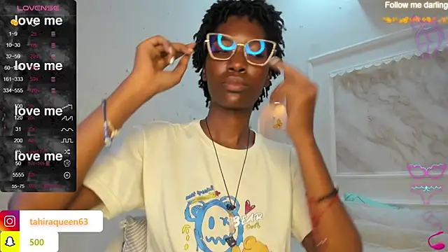 Snapshot of Tahira_21_ chatting on 03-12-25, 01:25 Tahira 21 online show from 03-12-25, 01:25