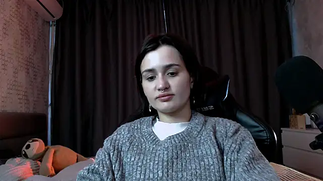 KiraYammy online show from 05-15-26, 11:56