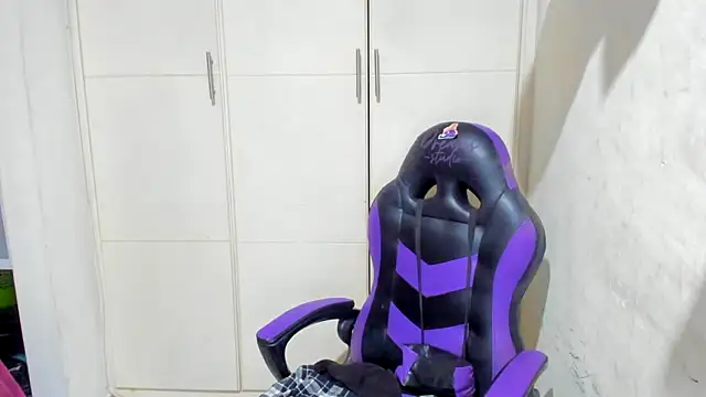 barbara anal squirt  online show from 02-03-25, 03:42