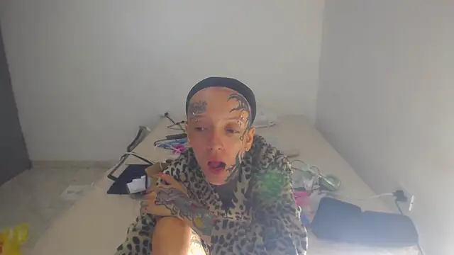 barbara anal squirt  online show from 04-30-26, 05:41