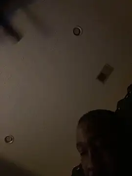 Snapshot of chaos1984 chatting on 03-10-25, 10:48 chaos1984 online show from 03-10-25, 10:48