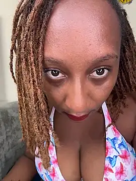 Snapshot of CarlaBeckky chatting on 11-22-25, 06:18 CarlaBeckky online show from 11-22-25, 06:18