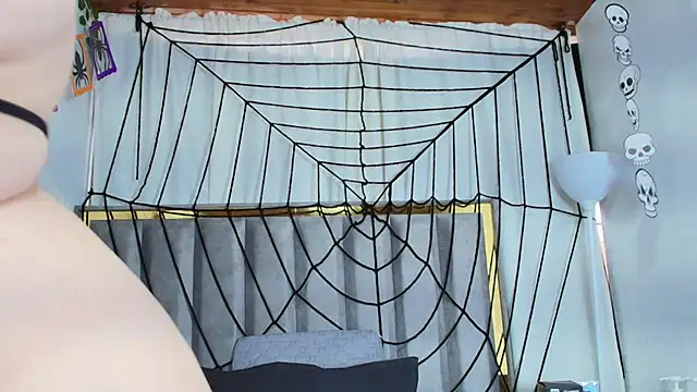 Zoe Curvy online show from 10-08-25, 12:25