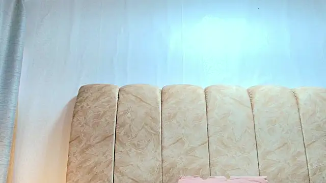 Zoe Curvy online show from 11-30-25, 12:31