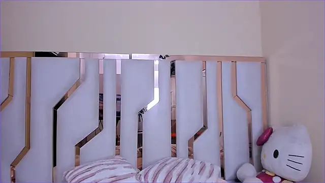 TifanyChill online show from 11-09-25, 05:55