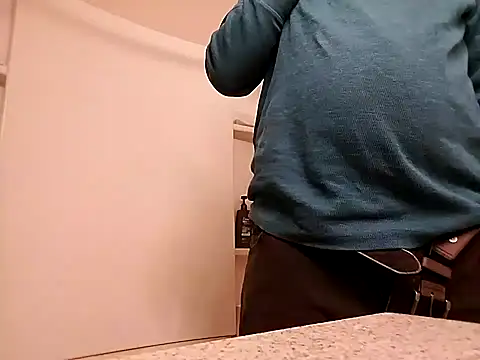 Snapshot of 420getsmehorny chatting on 12-01-24, 10:53 420getsmehorny online show from 12-01-24, 10:53