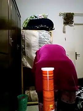 Snapshot of altinya chatting on 03-03-25, 10:31 altinya online show from 03-03-25, 10:31