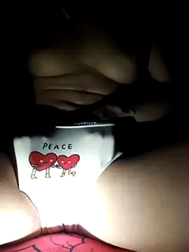 Snapshot of altinya chatting on 03-07-25, 01:31 altinya online show from 03-07-25, 01:31