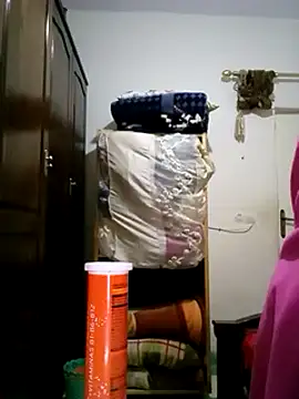 Snapshot of altinya chatting on 03-07-25, 07:05 altinya online show from 03-07-25, 07:05