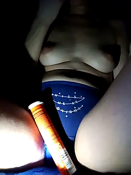 Snapshot of altinya chatting on 03-12-25, 03:02 altinya online show from 03-12-25, 03:02