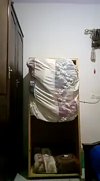 Snapshot of altinya chatting on 03-13-25, 12:27 altinya online show from 03-13-25, 12:27