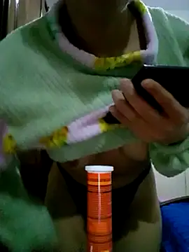 Snapshot of altinya chatting on 03-13-25, 09:05 altinya online show from 03-13-25, 09:05