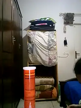 Snapshot of altinya chatting on 03-20-25, 07:14 altinya online show from 03-20-25, 07:14