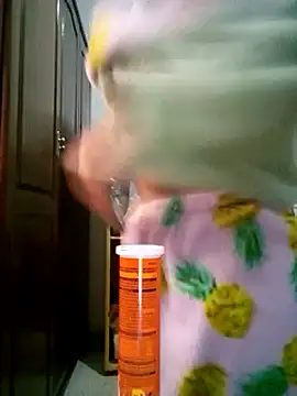 Snapshot of altinya chatting on 03-21-25, 09:56 altinya online show from 03-21-25, 09:56