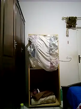 Snapshot of altinya chatting on 03-22-25, 09:53 altinya online show from 03-22-25, 09:53