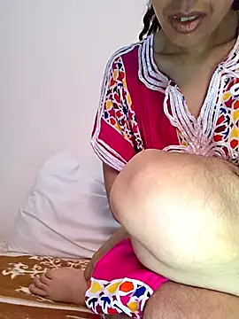 Snapshot of altinya chatting on 09-26-25, 11:03 altinya online show from 09-26-25, 11:03