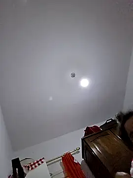 Snapshot of altinya chatting on 09-30-25, 10:04 altinya online show from 09-30-25, 10:04