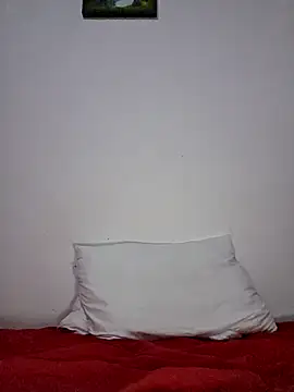 Snapshot of altinya chatting on 10-30-25, 07:43 altinya online show from 10-30-25, 07:43