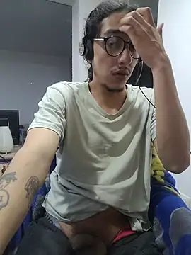 dirtytw0230 online show from 05-09-26, 11:10