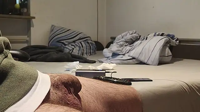 Snapshot of Alphapimmelchen chatting on 03-18-26, 06:05 Alphapimmelchen online show from 03-18-26, 06:05