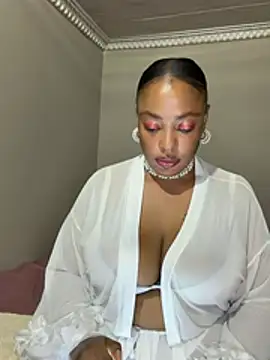 Katamia25 online show from 05-26-26, 05:47