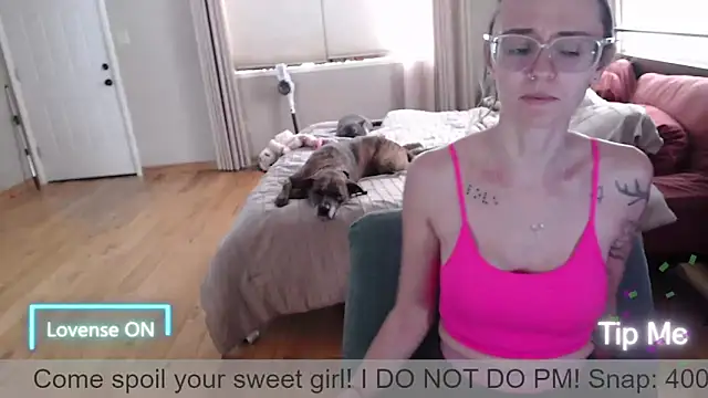 Plantbabeee online show from 05-04-26, 07:10