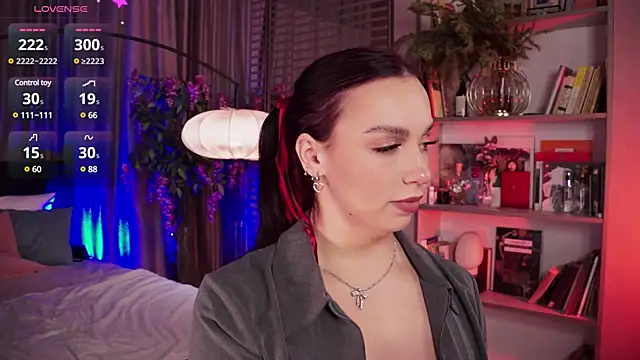 LunaNight online show from 01-12-25, 11:58