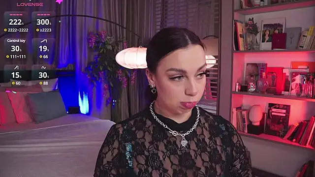 LunaNight online show from 01-19-25, 08:19