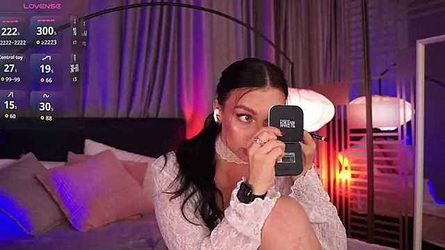 LunaNight online show from 09-23-25, 08:56