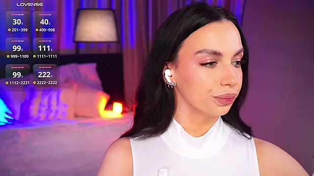 Snapshot of LunaNight chatting on 03-15-26, 08:26 LunaNight online show from 03-15-26, 08:26