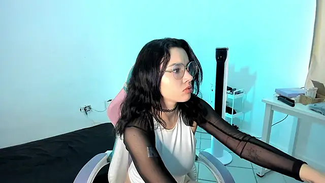 WandaDoll online show from 03-11-25, 06:41