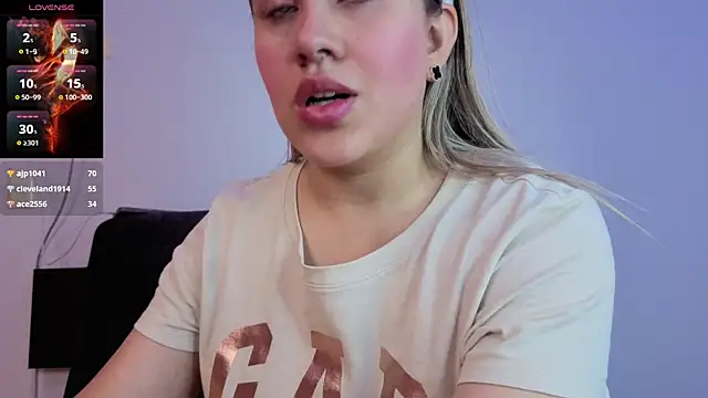 Snapshot of eleecttraa_12 chatting on 10-27-25, 08:13 eleecttraa 12 online show from 10-27-25, 08:13