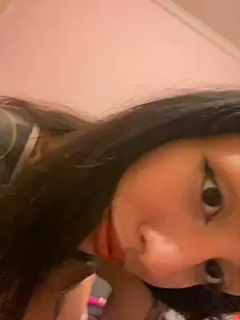 plantitasuwu online show from 01-19-25, 05:05