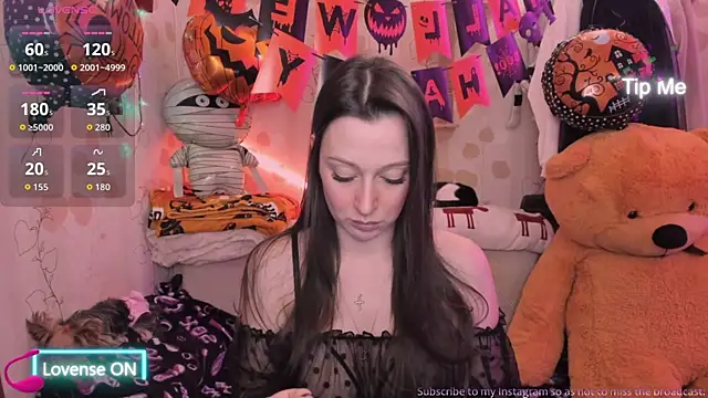 Lilly Black88888 online show from 10-18-25, 06:30