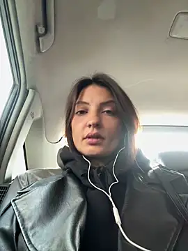 BabeRainbow online show from 02-13-25, 08:17