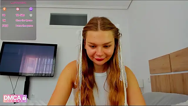 Molly sweetie online show from 05-07-26, 06:30