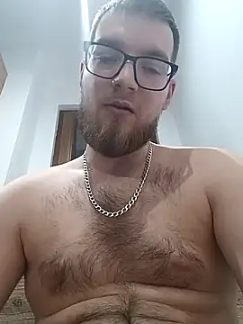 Snapshot of Sweet_bear69 chatting on 01-27-25, 08:39 Sweet bear69 online show from 01-27-25, 08:39