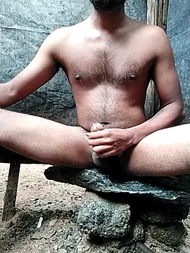 Snapshot of Danu_69 chatting on 06-30-26, 04:02 Danu 69 online show from 06-30-26, 04:02