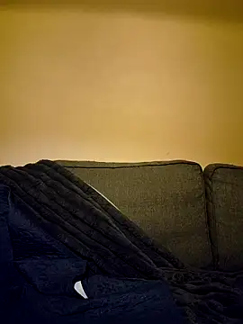 Snapshot of minierose chatting on 04-16-26, 04:35 minierose online show from 04-16-26, 04:35