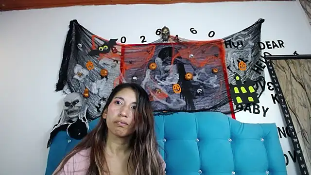 Snapshot of sweet_skylove_ chatting on 10-05-25, 03:10 sweet skylove online show from 10-05-25, 03:10